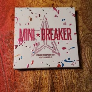 Jeffree Star Jaw Breaker Palette